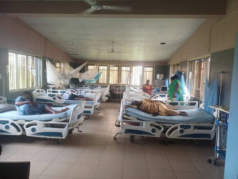 Panic In ijebu -ode as Chemical odour injures 90 students , schools deserted